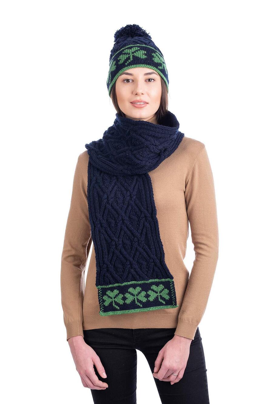 4499 Shamrock Aran - 100% Merino Wool - Hat Navy